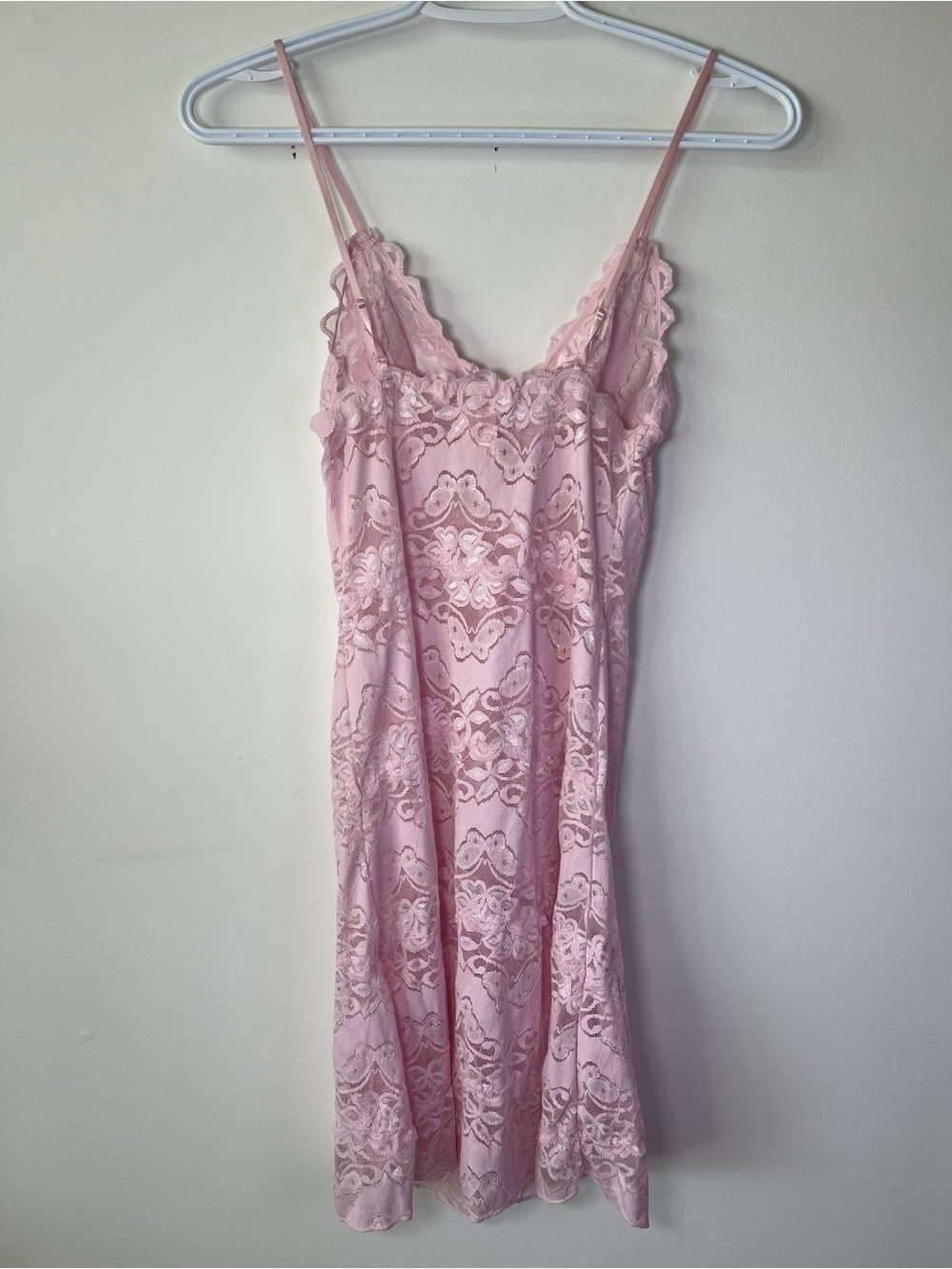 Le Vie en Rose Women’s Small Coquette Lace Pink Butterfly Slip Adjustable Straps - Picture 4 of 4
